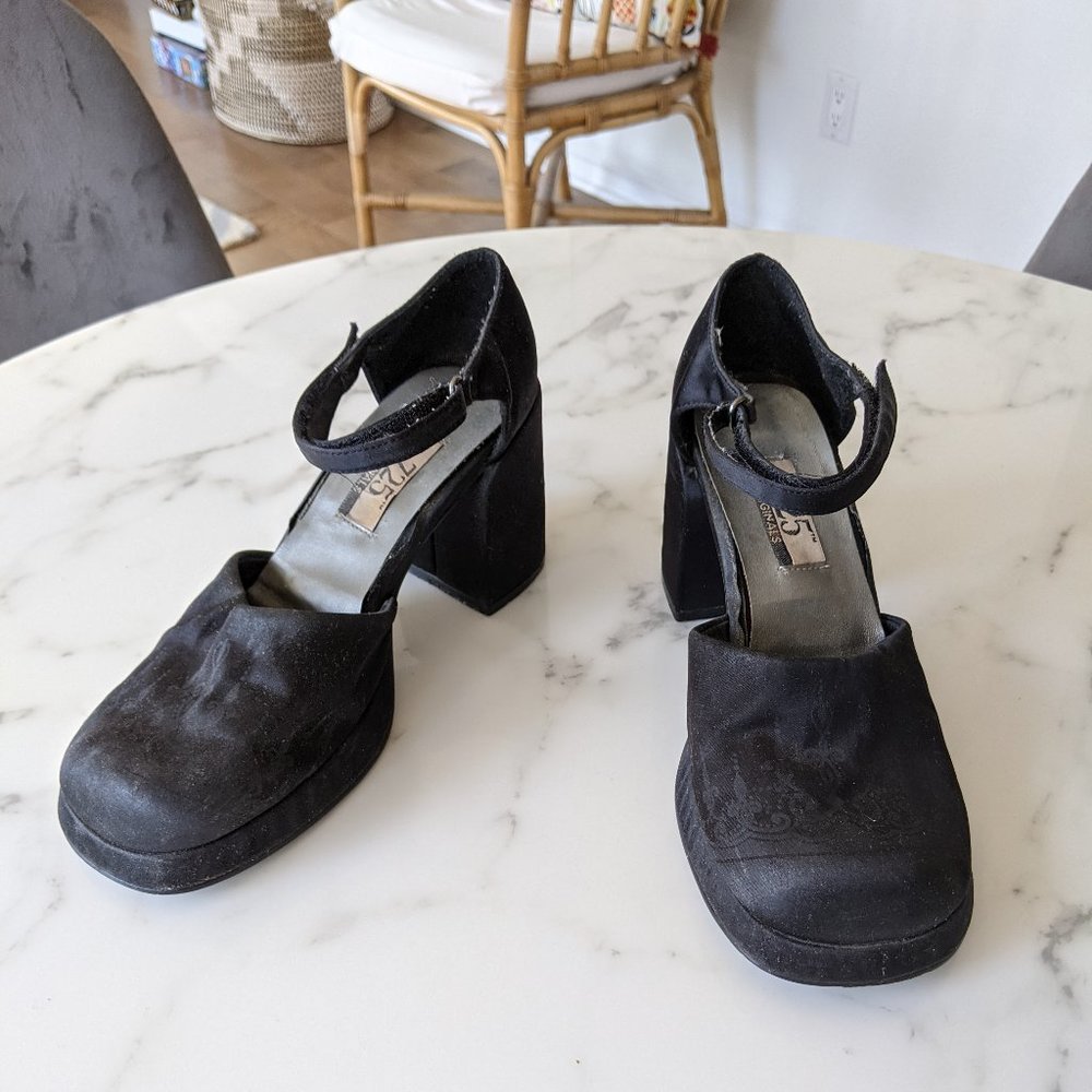 Y2K Satin Pumps 725 Originals